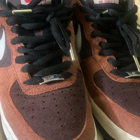 Nike Air Force 1 - Picture 2 of 4